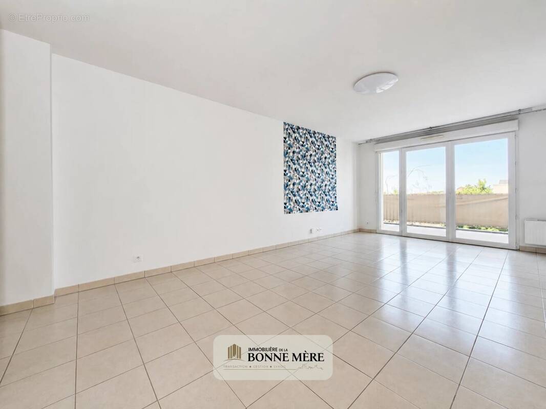 Appartement à MARSEILLE-14E