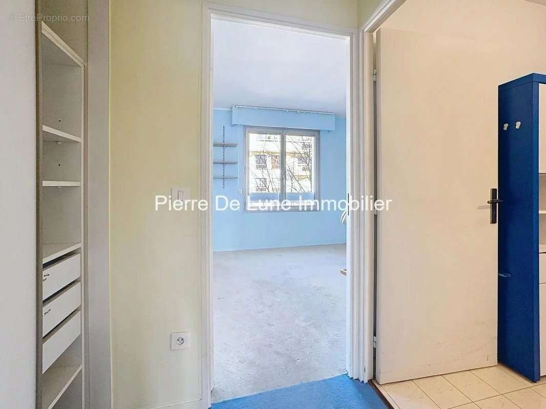 Lumineux T3 Résidence Services Séniors Hespérides Courbevoie - photo 12