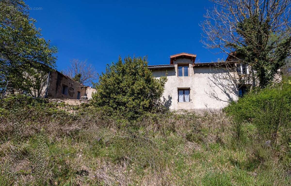 Maison à VIOLAY