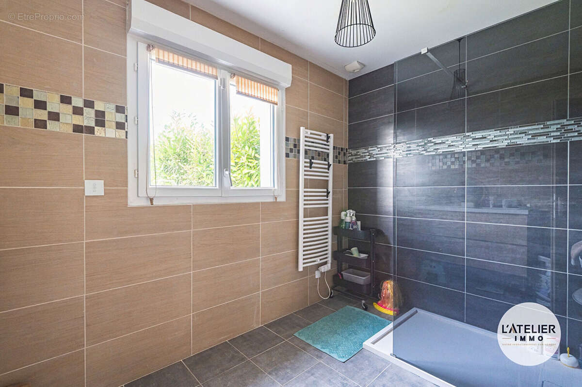 Maison à BAZANCOURT