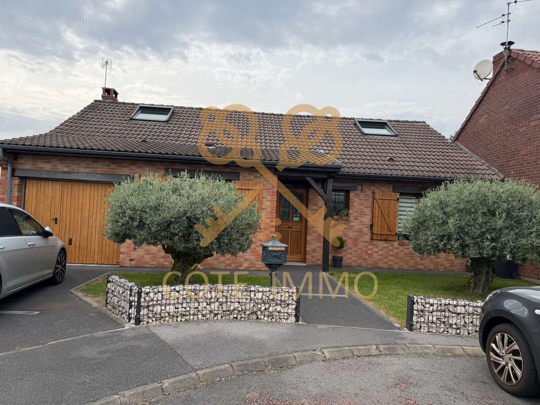 Maison à COURCELLES-LES-LENS