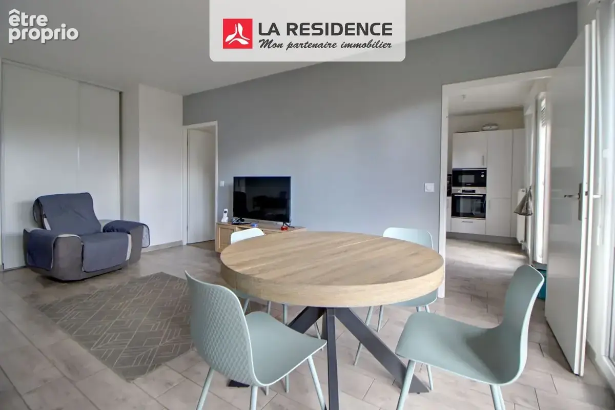 Appartement 4 pièces 84 m² à vendre à Villepreux (78450) - photo 4