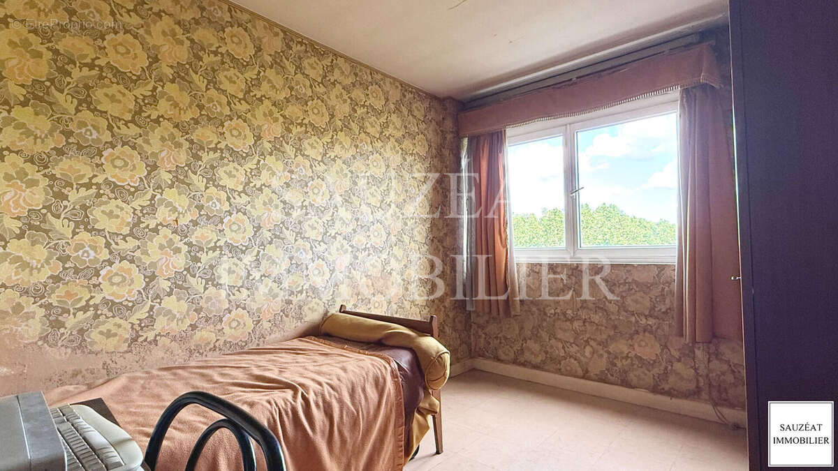 Appartement à MONTROUGE