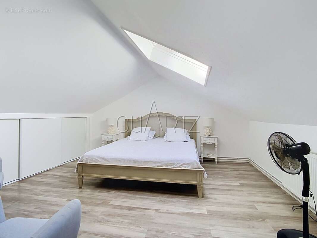 Maison 517 m² à Anet  - photo 15