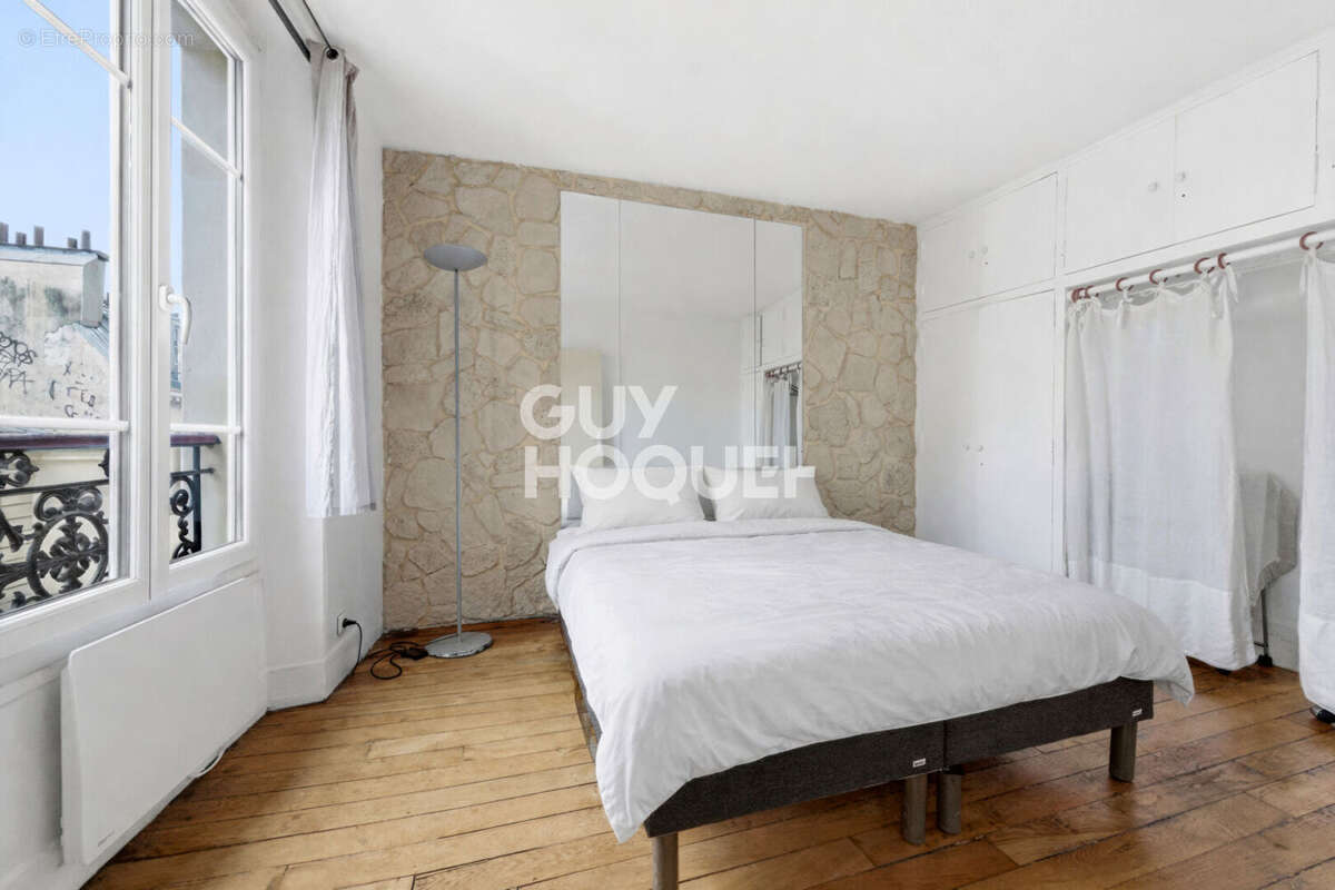 Appartement à PARIS-9E