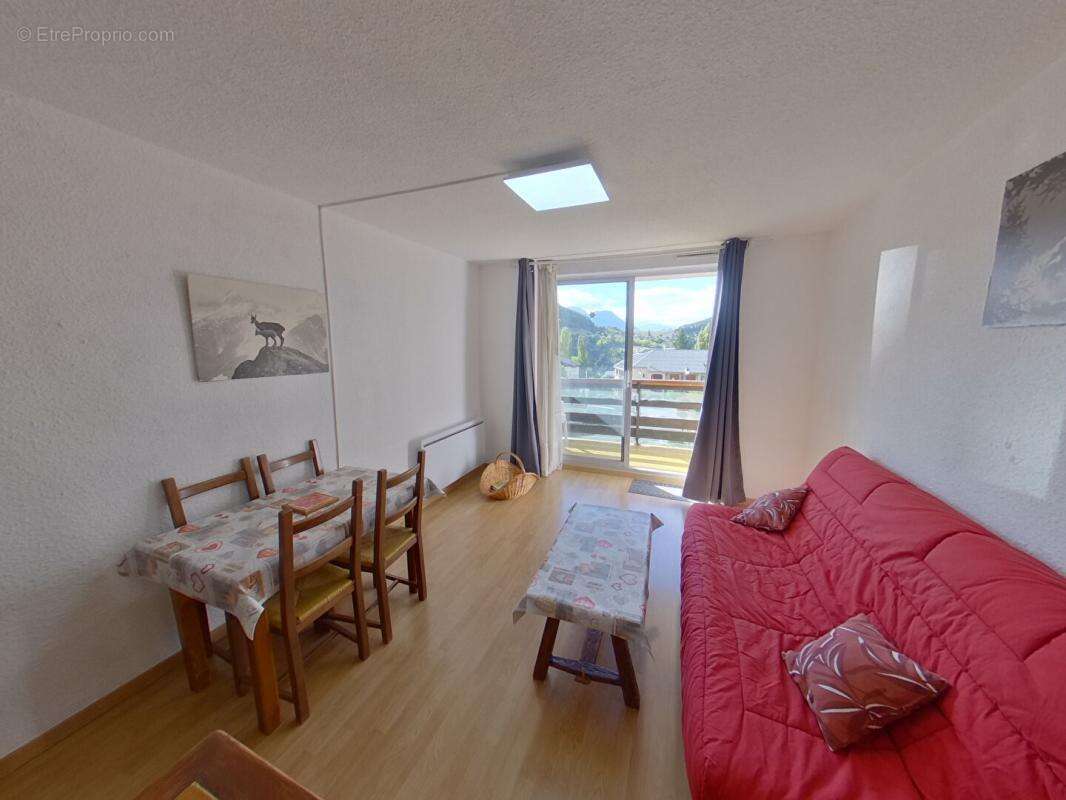 Appartement à LES THUILES