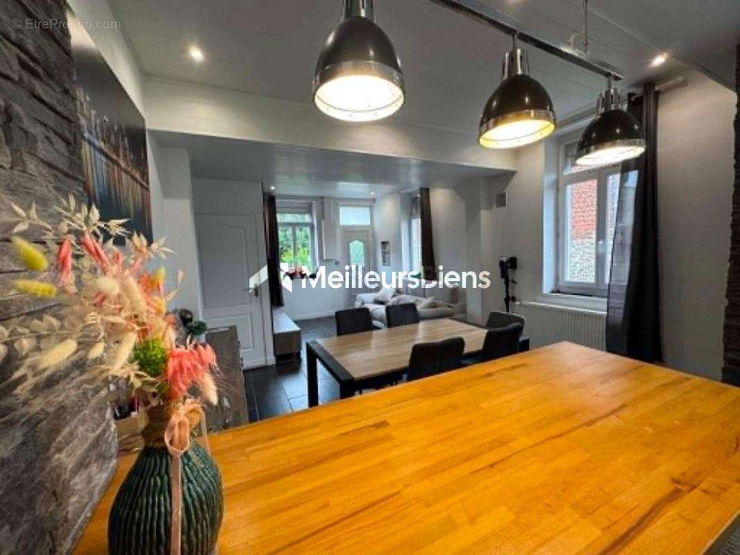 Idéal premier achat, sans travaux à la frontière - photo 8