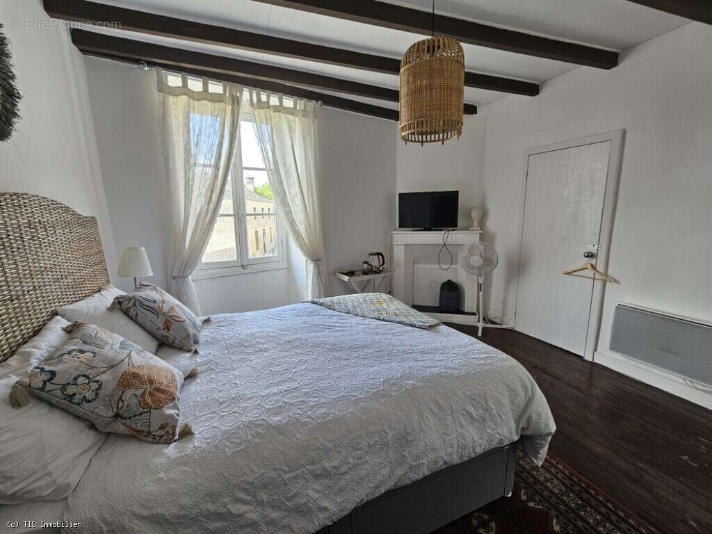 Maison à VILLEFAGNAN