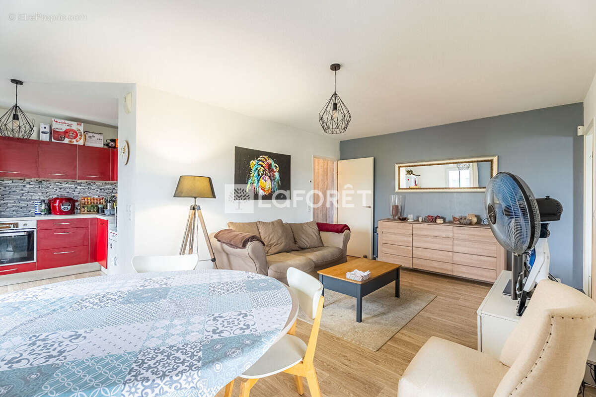 LORMONT BOIS FLEURI - T3 de 62 m² avec terrasse - photo 3