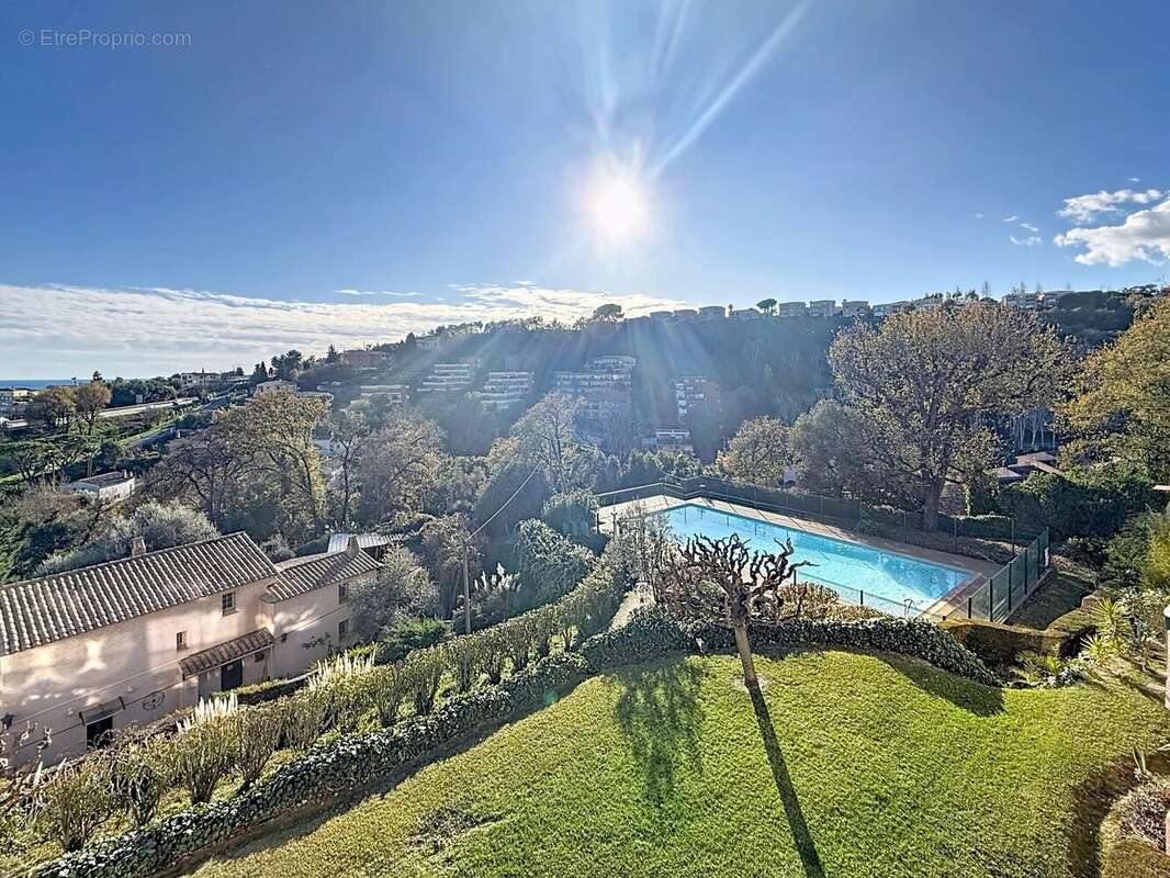 Appartement à VILLENEUVE-LOUBET