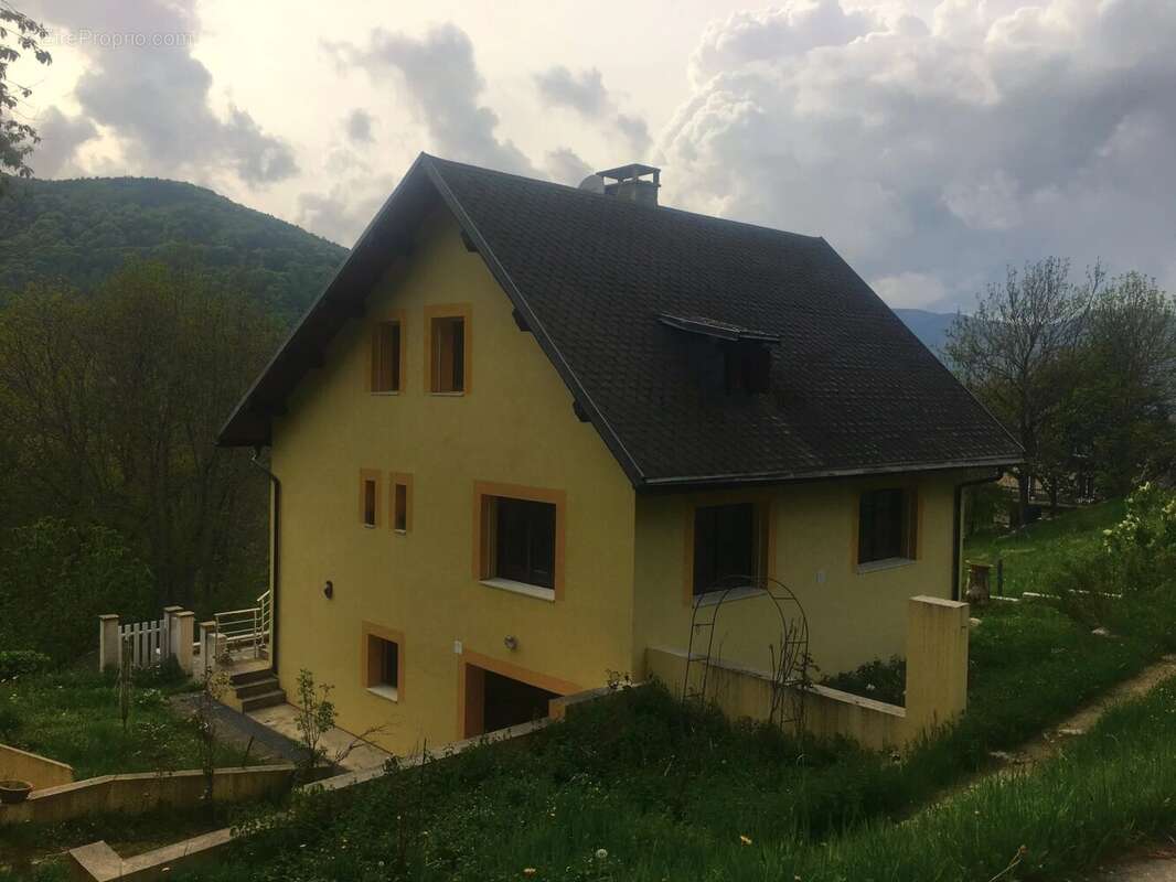 Maison à QUERIGUT
