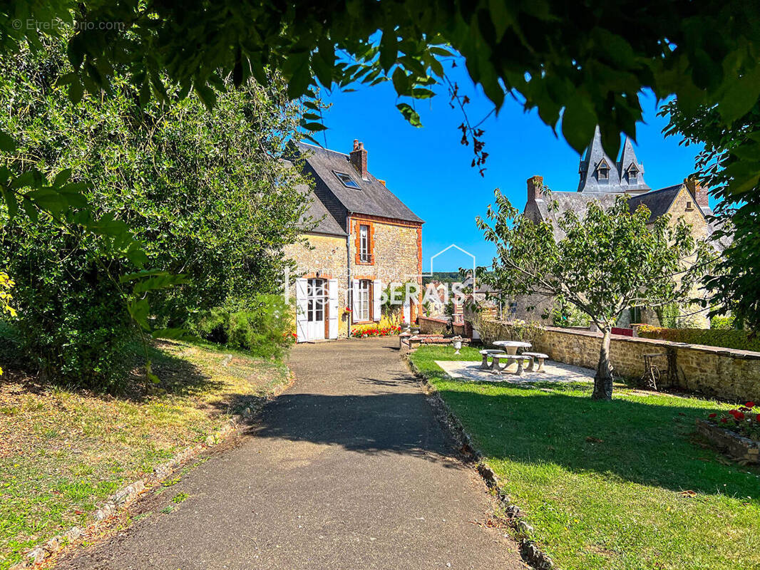 Maison à SEES