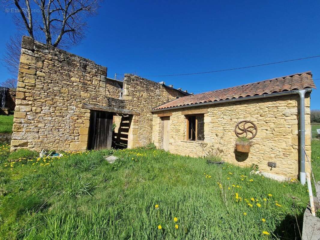 Exptension couverte - Maison à MEYRALS