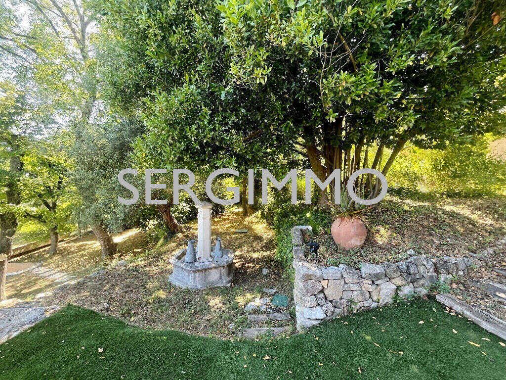 Maison à MONTAUROUX