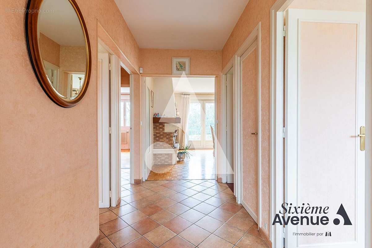 Maison à ARPAJON