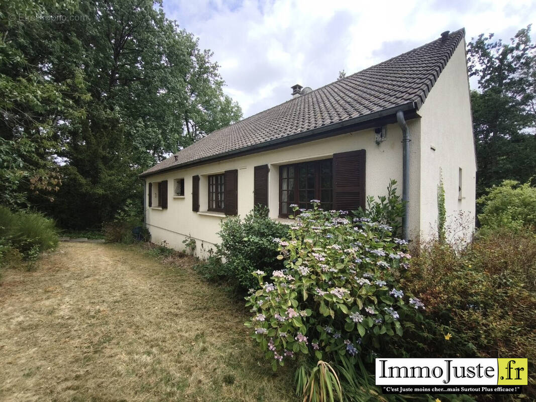 Maison à LEVIS-SAINT-NOM