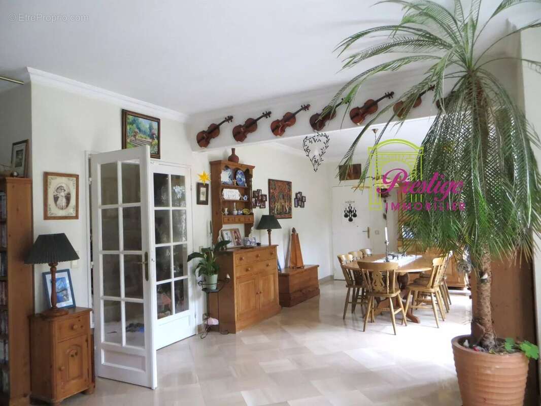Maison à MAISONS-LAFFITTE