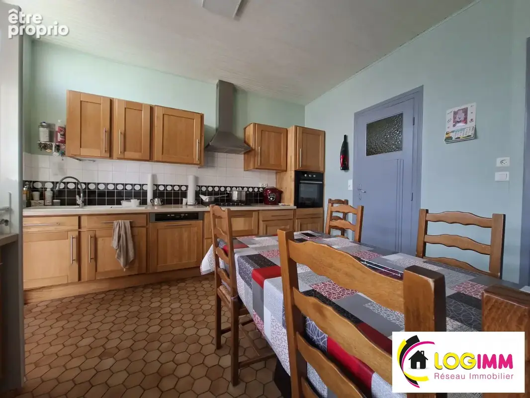 Maison 148 m² à Le Cateau-Cambresis  - photo 4
