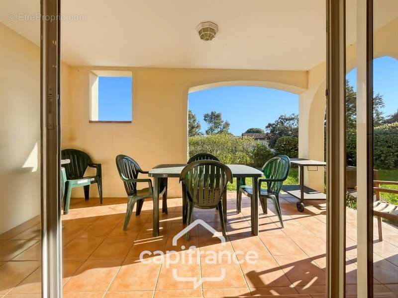 Appartement à MALLEMORT