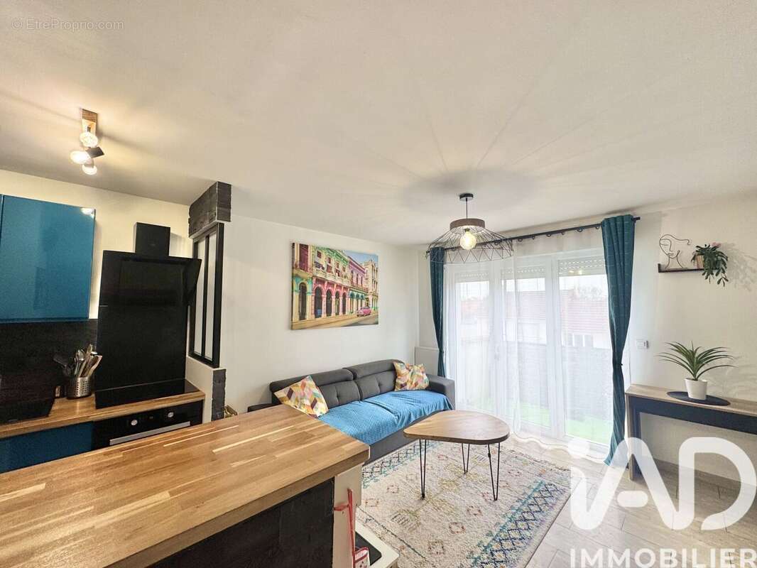 Photo 2 - Appartement à SAINTE-GENEVIEVE-DES-BOIS