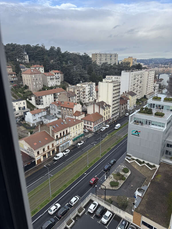 Appartement à SAINT-ETIENNE
