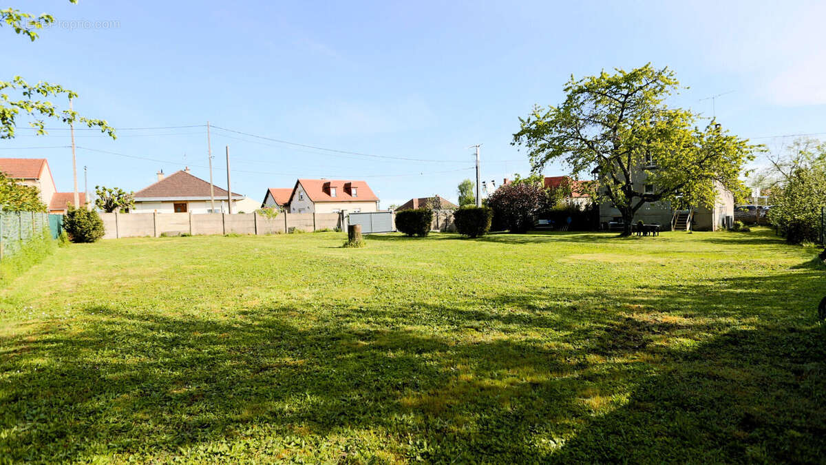 Maison à COMMENTRY