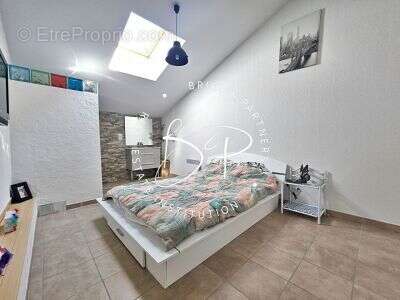 Appartement à LORGUES