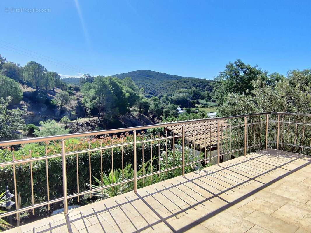 Maison 90 m² à Roquebrune-Sur-Argens  - photo 16