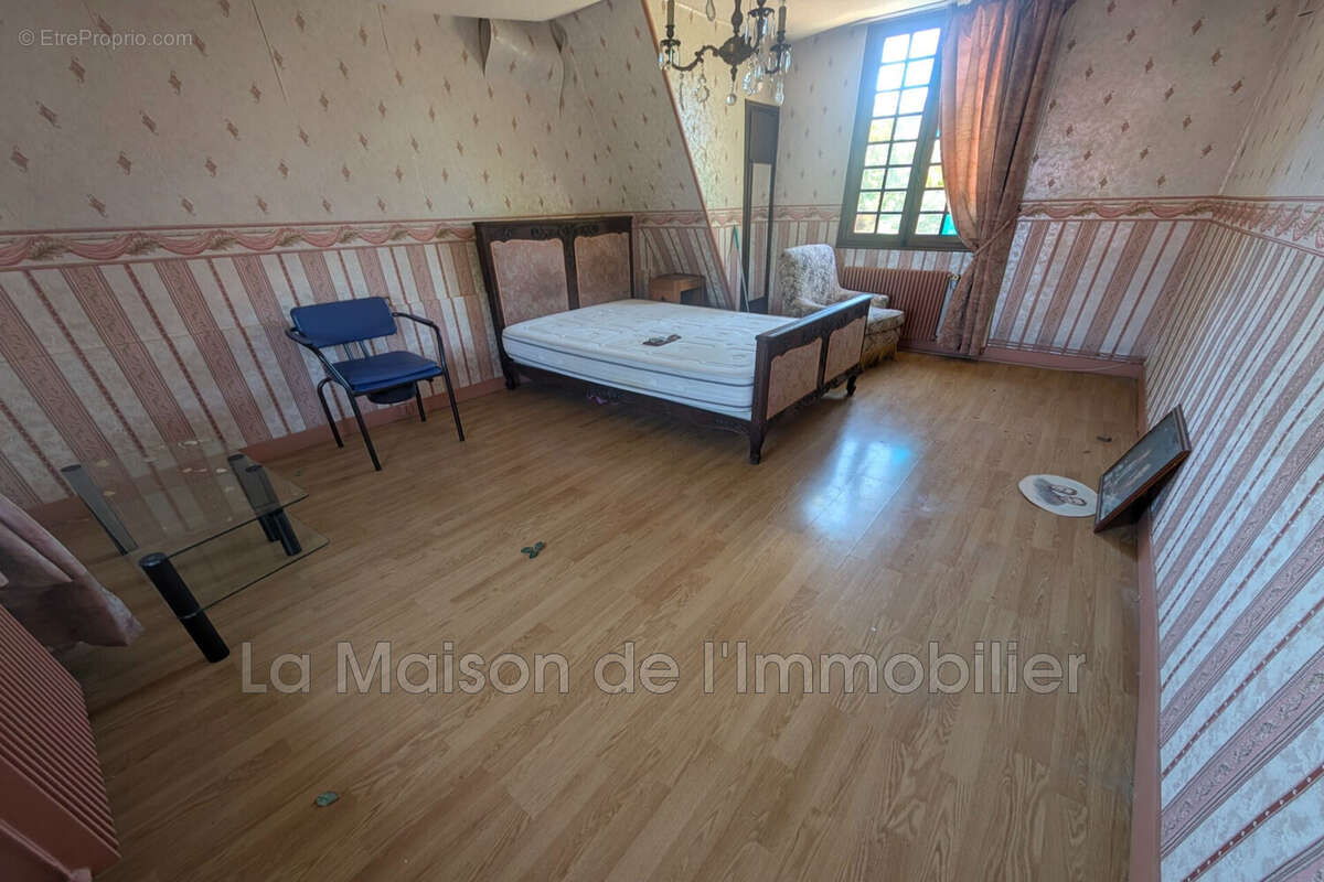 Maison à CAUDEBEC-LES-ELBEUF