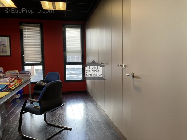 Commerce à SAINT-POL-SUR-MER