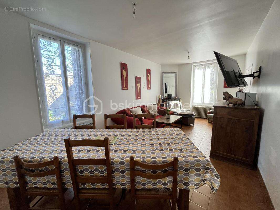 Maison à COSNE-COURS-SUR-LOIRE