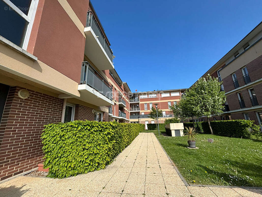 Appartement à DEVILLE-LES-ROUEN