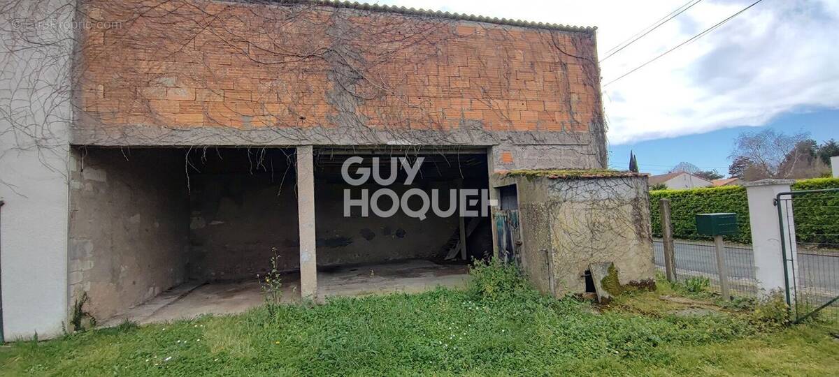 Terrain à SAINT-GEORGES-D&#039;OLERON
