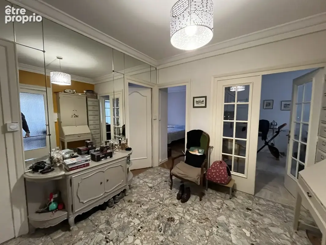 Appartement 511 m² à Saint-Etienne  - photo 7
