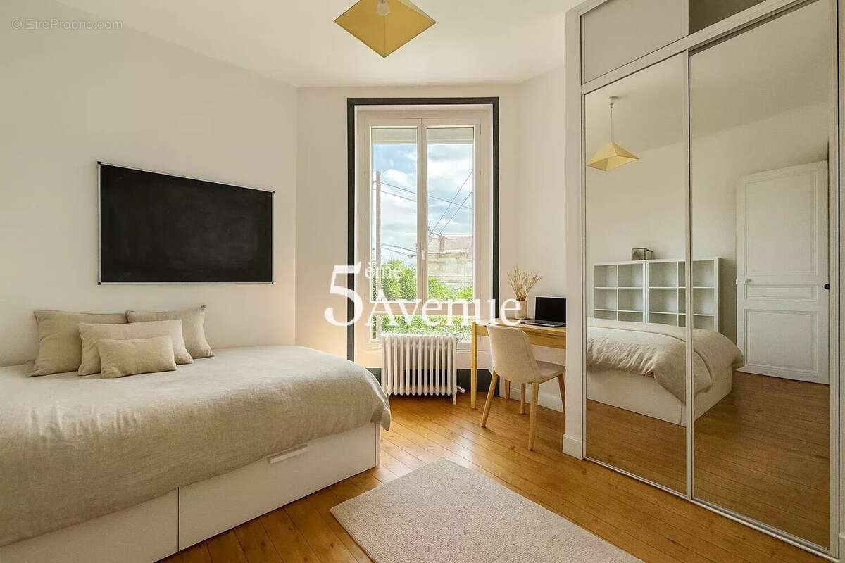 Maison à SUCY-EN-BRIE