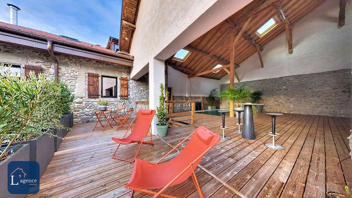 Maison à SCIEZ