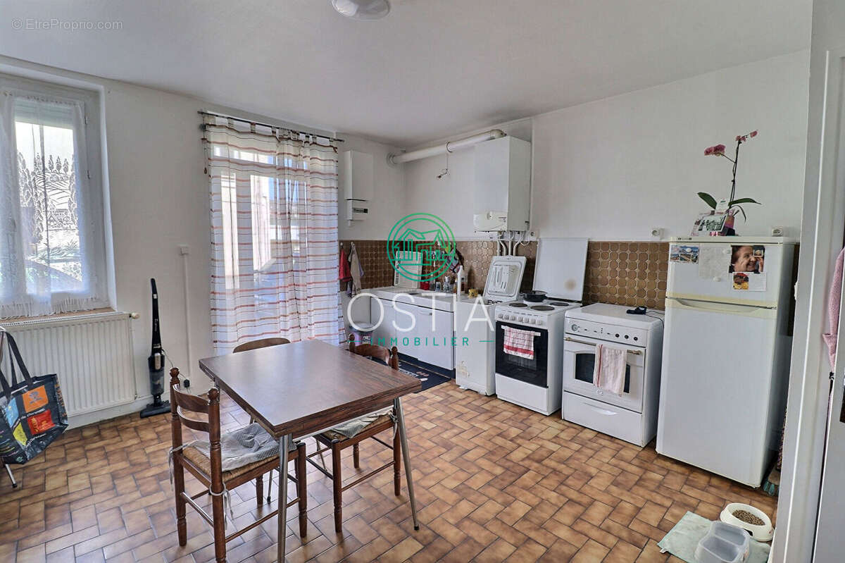 Maison à LA GRAND-CROIX