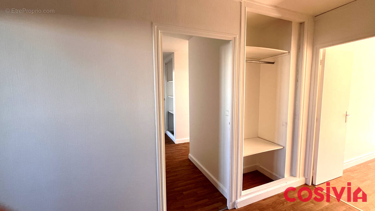 Appartement à NANTERRE