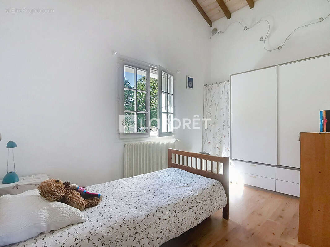 Maison à FLEURIEU-SUR-SAONE