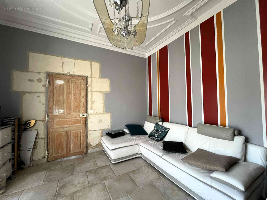 Maison à BELLEGARDE