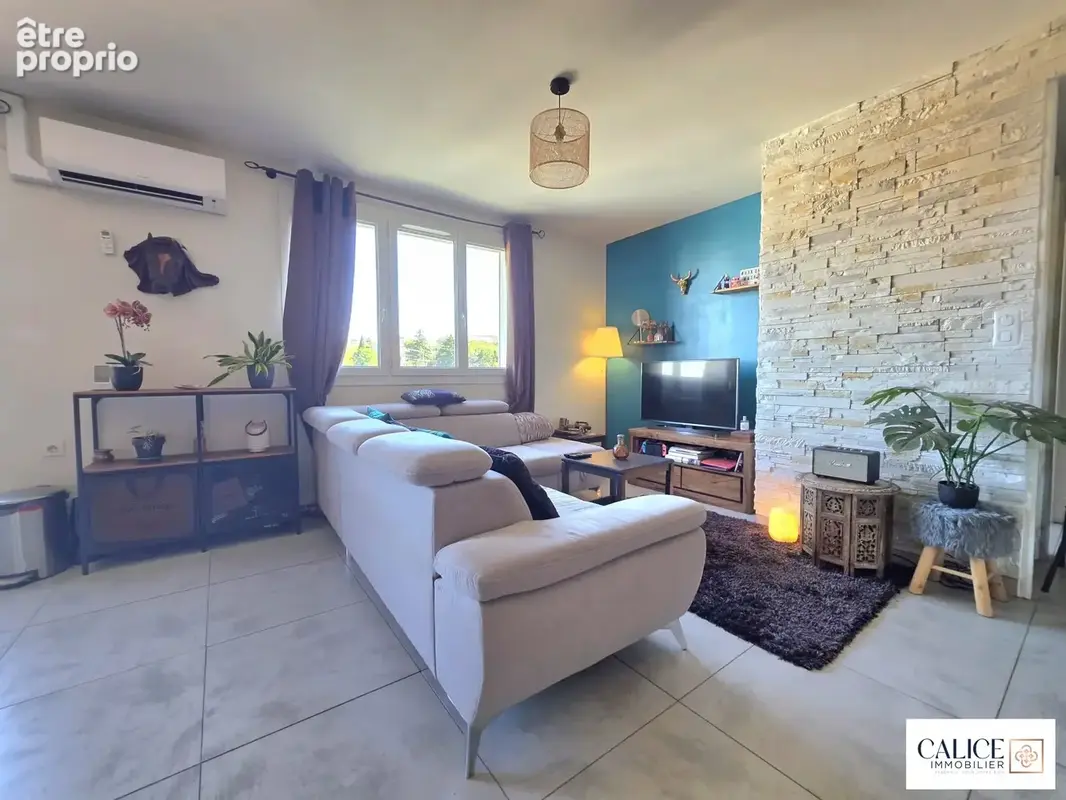 Appartement 3 pièces 57 m² à vendre à Bourg-Les-Valence (26500) - photo 2