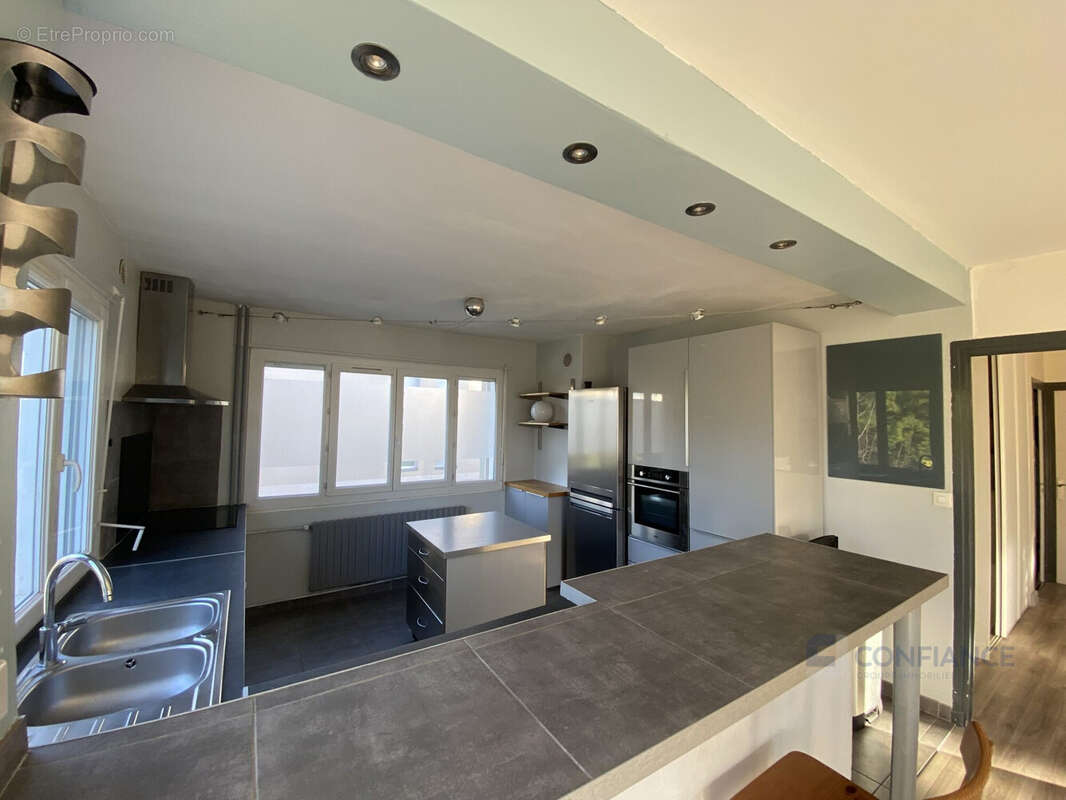 Appartement à VILLEURBANNE