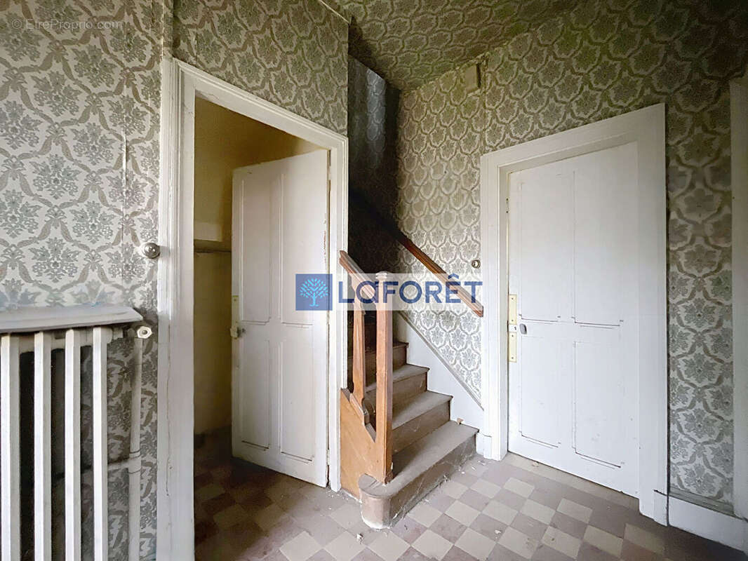 Maison à Wassy 6 pièce(s) 104 m2 - photo 2