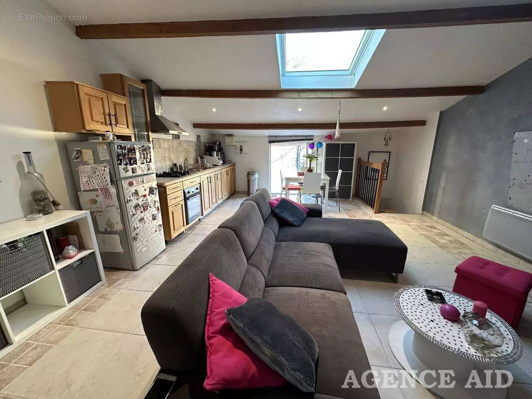 Appartement à CUGES-LES-PINS