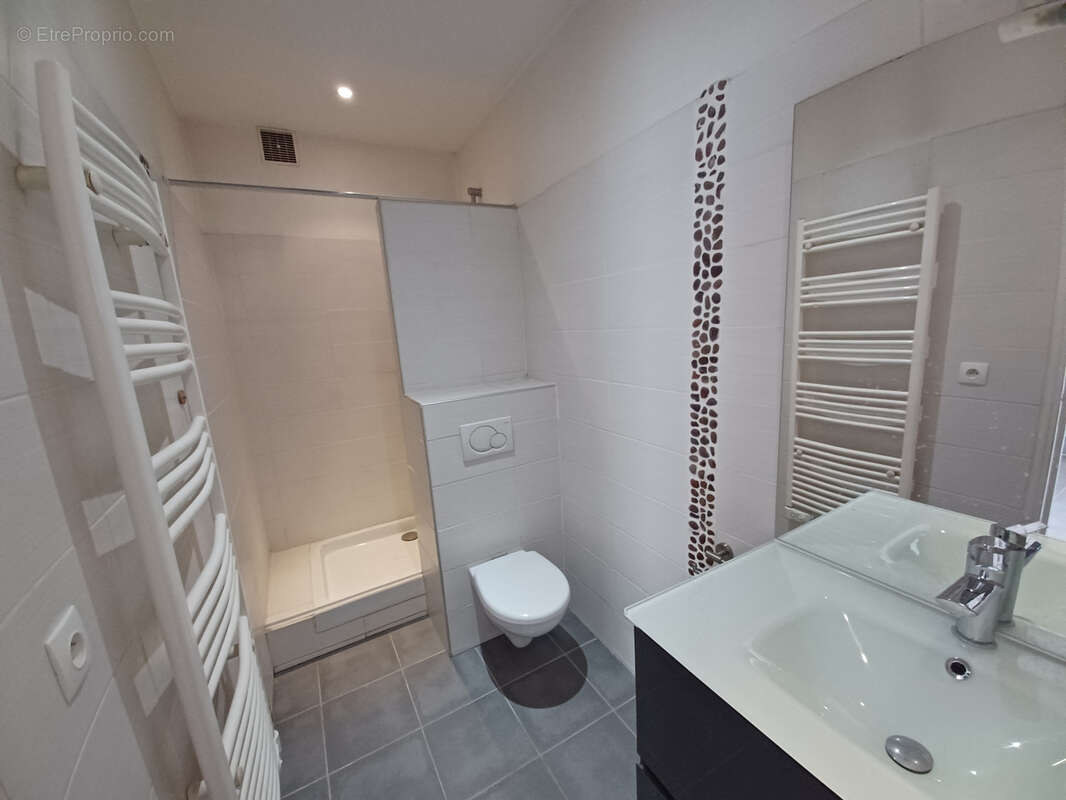Appartement à LA CHARITE-SUR-LOIRE