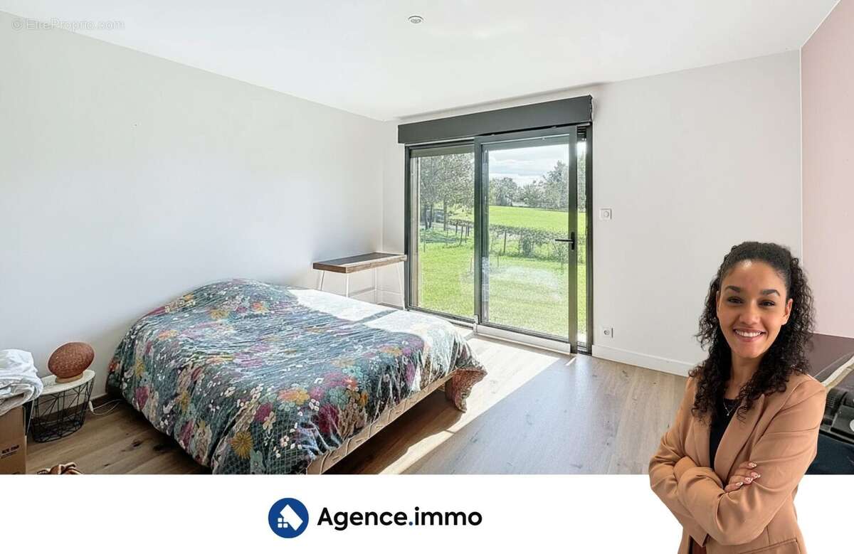 Maison à SAINT-BONNET-SUR-GIRONDE