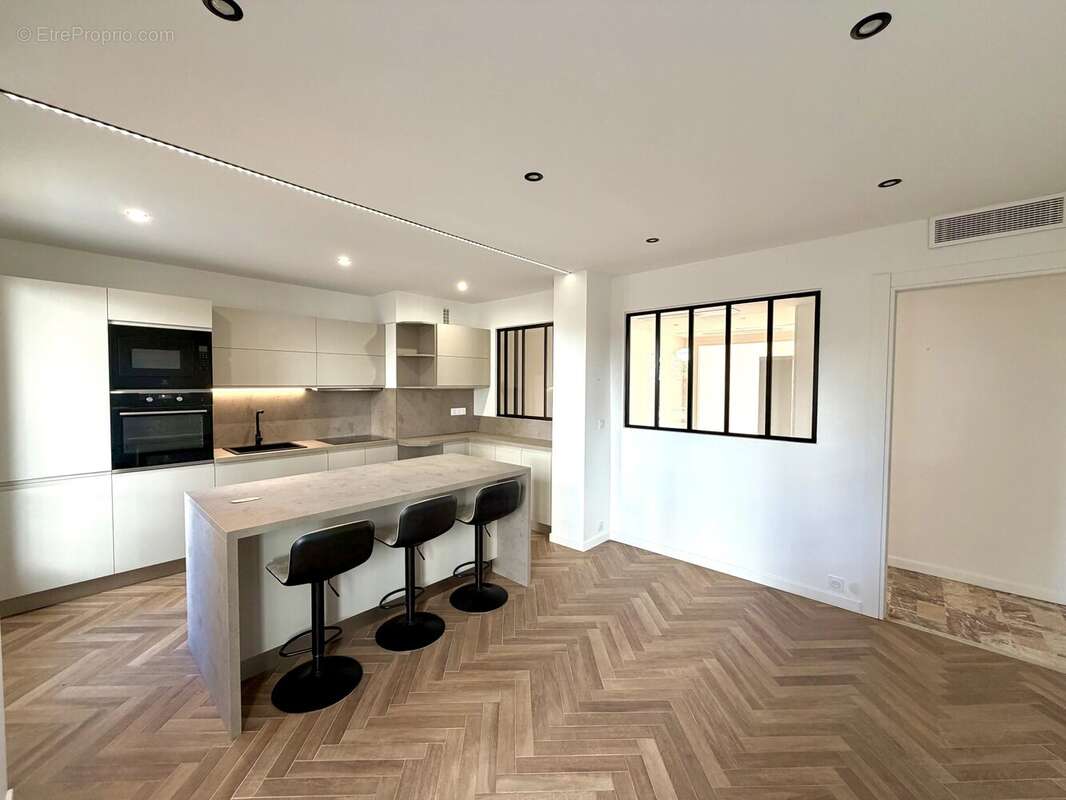 Appartement à MENTON