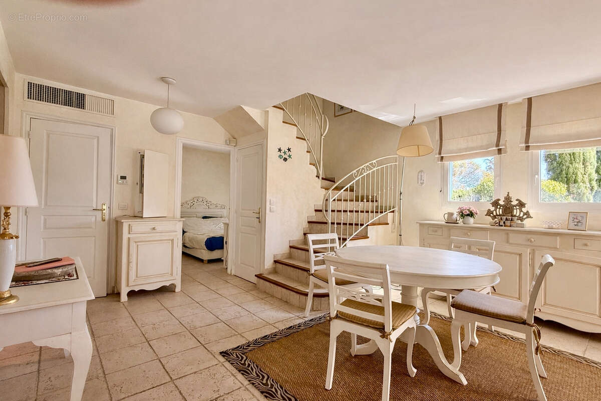 Maison à SAINTE-MAXIME