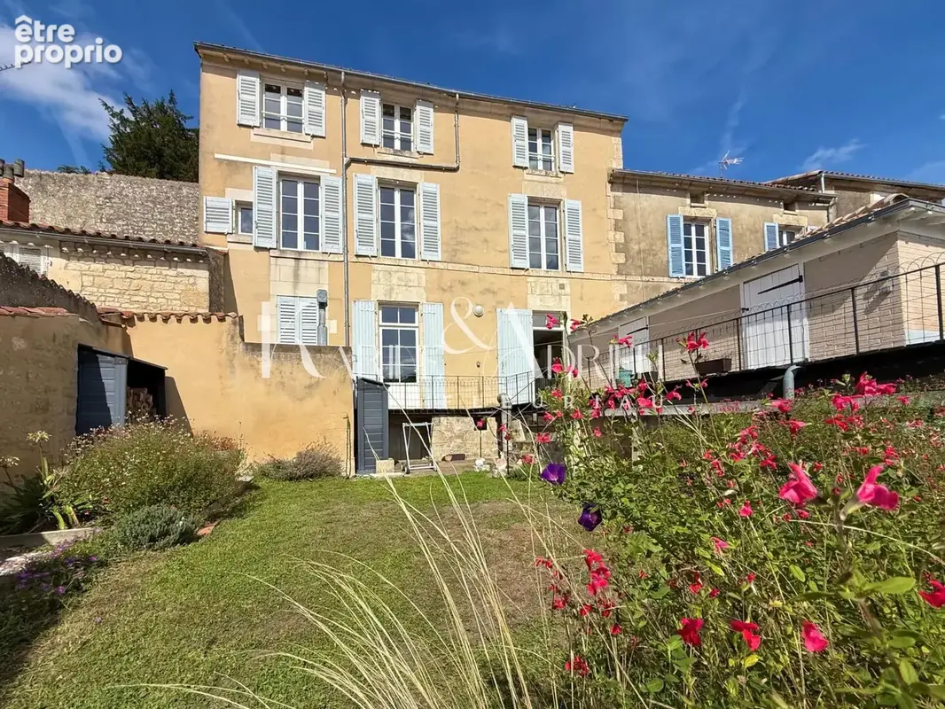 Photo 1 - Maison à FONTENAY-LE-COMTE
