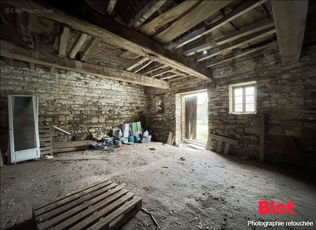 Maison à SAINT-SULPICE-DES-LANDES